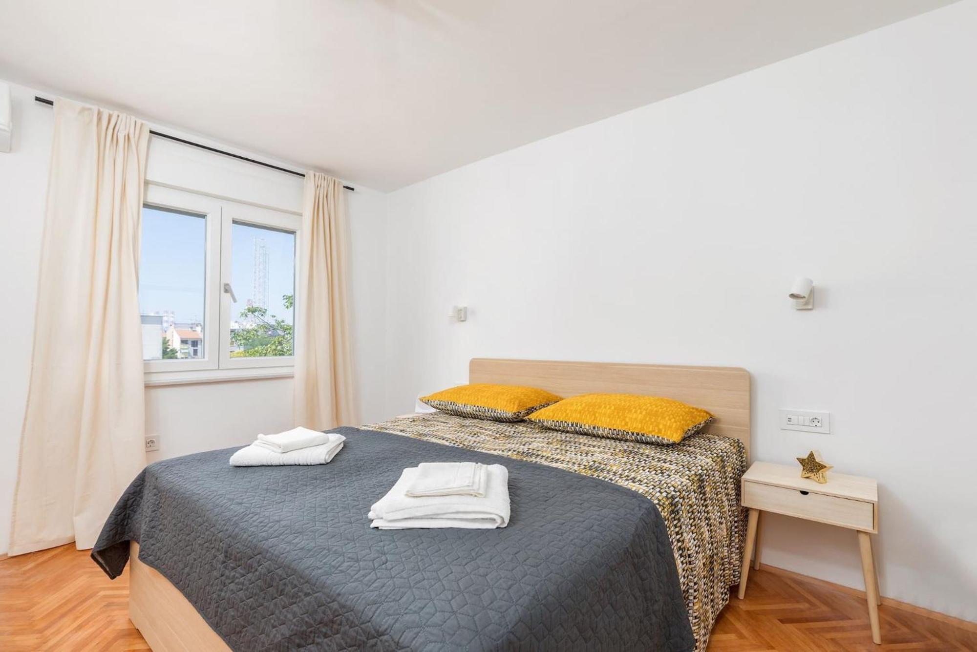 Sunny Apartment