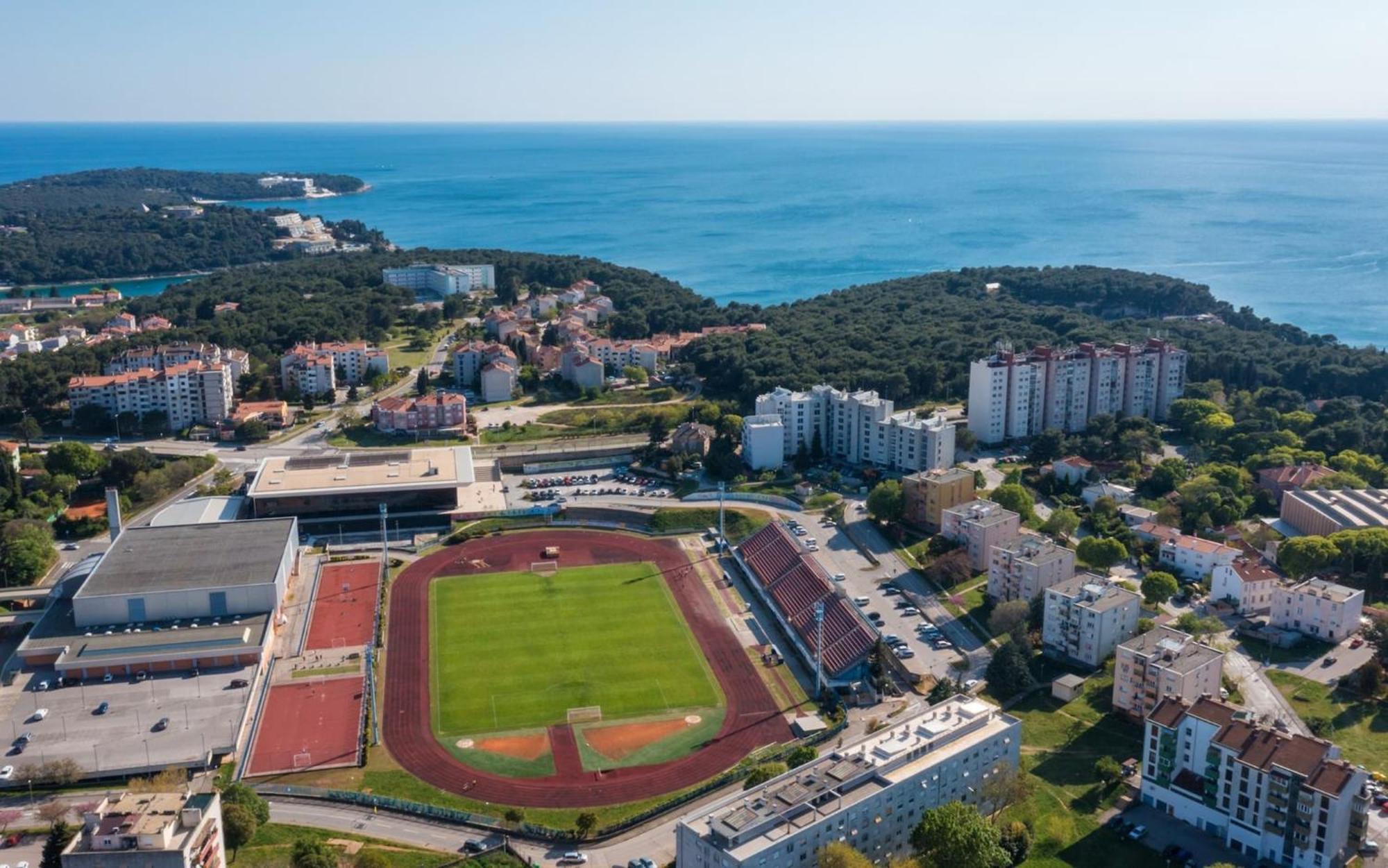 Sunny Apartment Pula